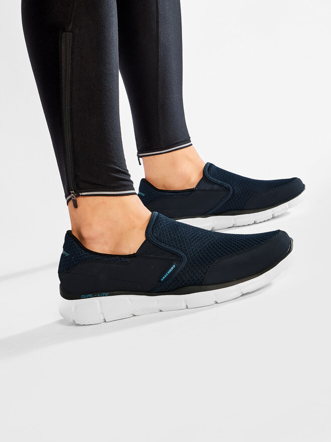 Skechers persistent sale