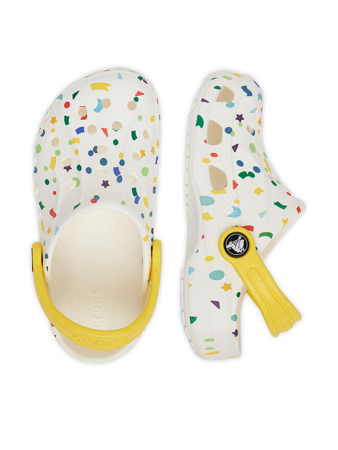 Crocs Klapki Crocs BAYA SEASONAL PRINTED CG K 209728-94S Biały