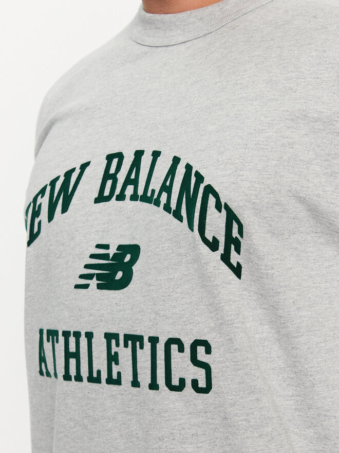 New Balance New Balance Marškinėliai Athletics Varsity Graphic T-Shirt MT33551 Pilka Regular Fit