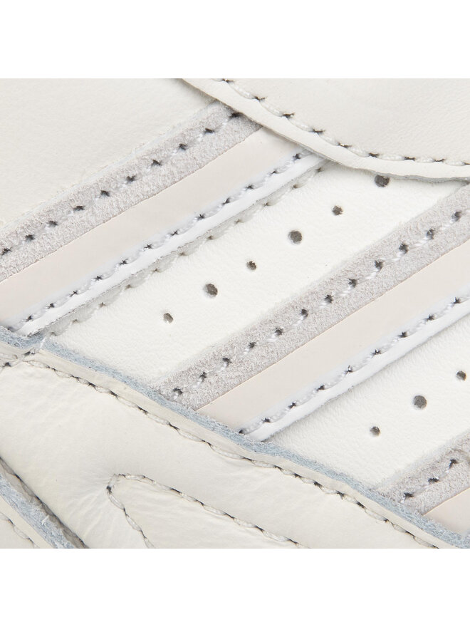 adidas Снікерcи adidas A.R Trainer W EE5413 Білий