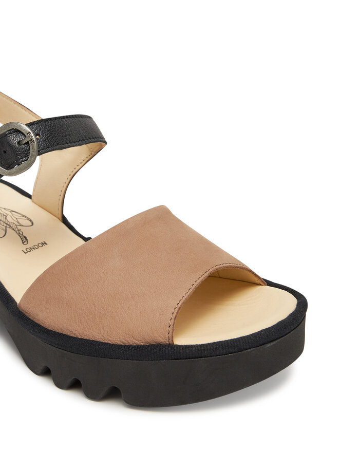 Fly London Sandalen Fly London Tullfly P501503006 Beige