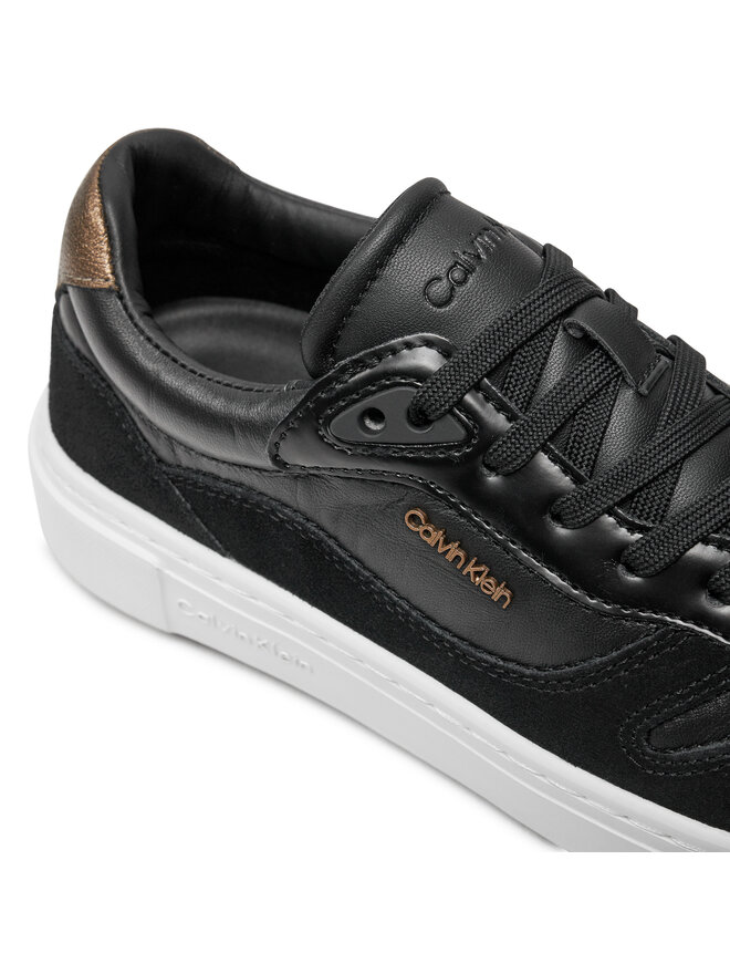 M and w shoes shop