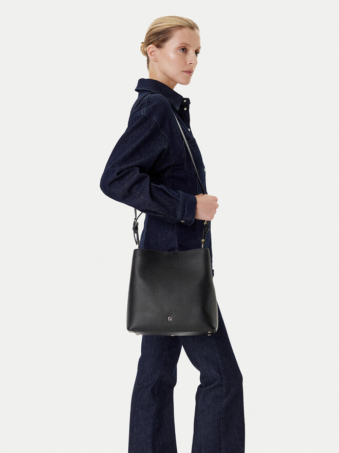 Aigner Kabelka Aigner Delia M 136189 Černá