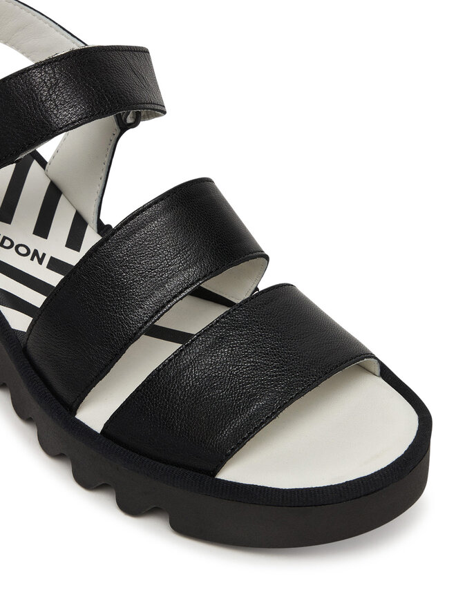Fly London Sandalen Fly London Bexyfly P501575 Schwarz