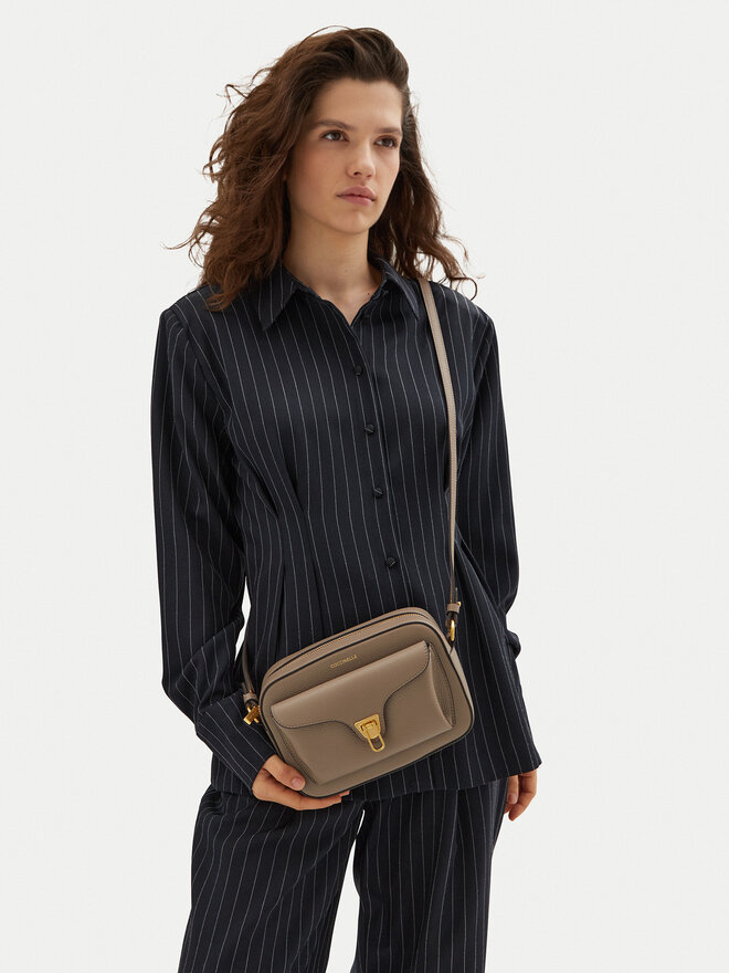 Coccinelle Bolso Coccinelle MF6 Coccinelle Beat Soft E1 MF6 15 02 01 Marrón