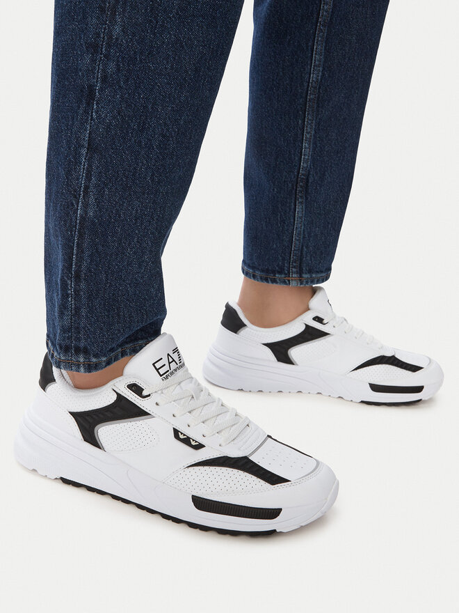 EA7 Emporio Armani Снікерcи EA7 Emporio Armani X8X241 XK435 C695 Білий