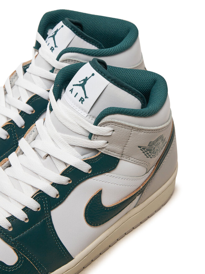 Nike Sneakersy Nike Air Jordan 1 Md Se FQ7720 103 Biały