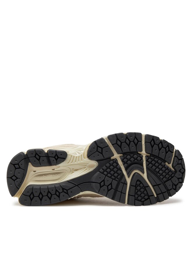 New Balance Sneakersy New Balance M2002RCC Szary