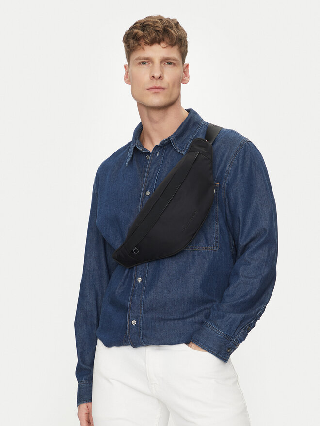 Tommy Hilfiger Saszetka nerka Tommy Hilfiger Th Repreve Bumbag AM0AM13188 Czarny