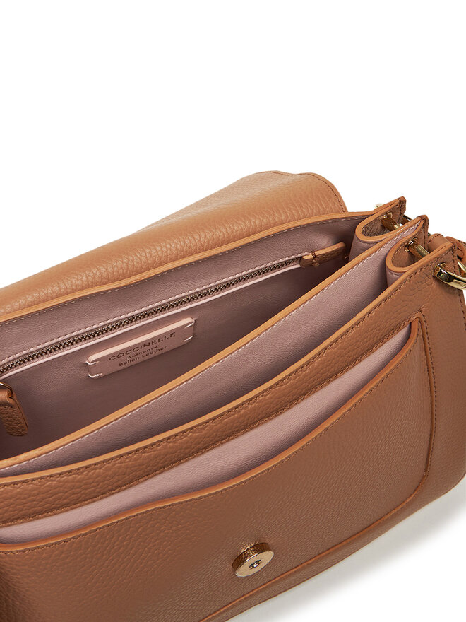 Coccinelle Handtasche Coccinelle E1 SSL 18 01 01 Braun