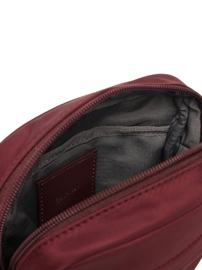 Calvin Klein Umhängetasche Calvin Klein Sleek Reporter LV04D3180G Dunkelrot