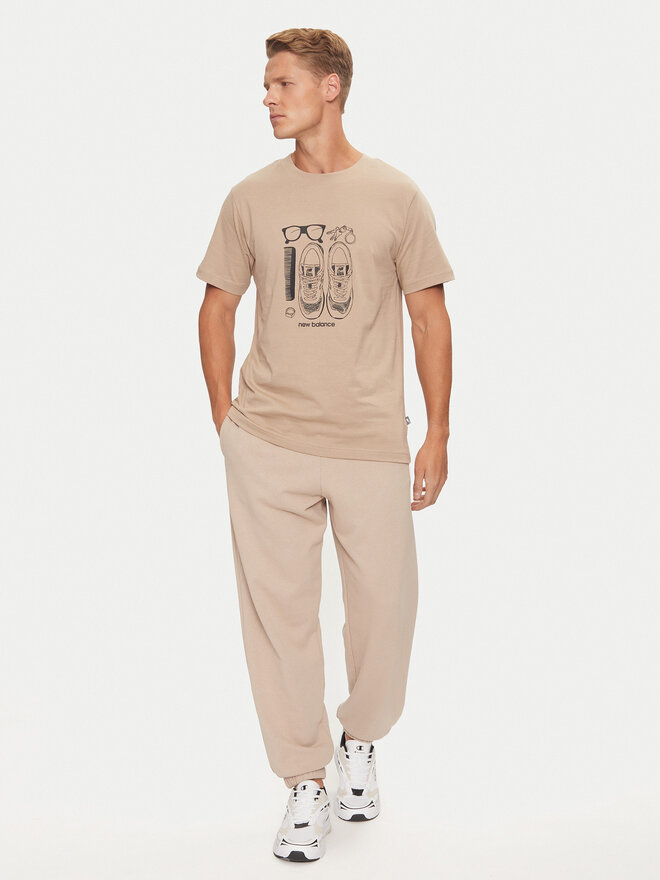 New Balance New Balance Camiseta Sport Essentials Graphic MT43902DRW Beis Regular Fit