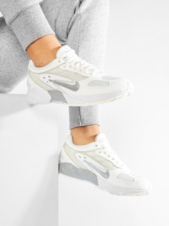 Nike Sneakers Nike Air Ghost Racer AT5410 102 Alb