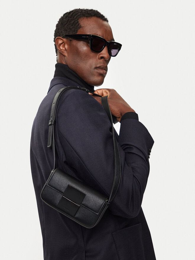 Calvin Klein Τσαντάκι Calvin Klein Iconic Plaque Camera Bag S K50K512254 Μαύρο