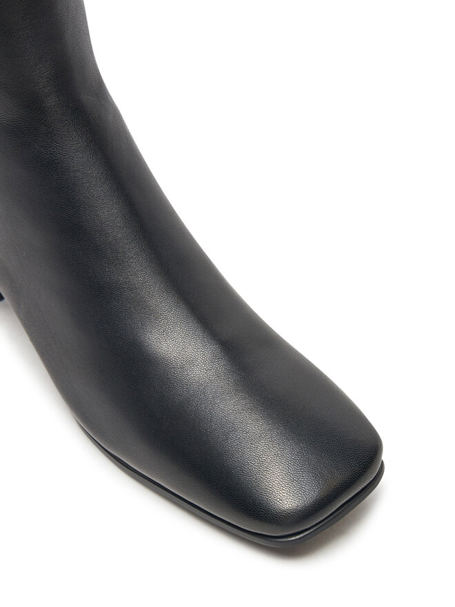 Coccinelle Stiefeletten Coccinelle Coccinellechara E4 RLI 11 02 01 Schwarz