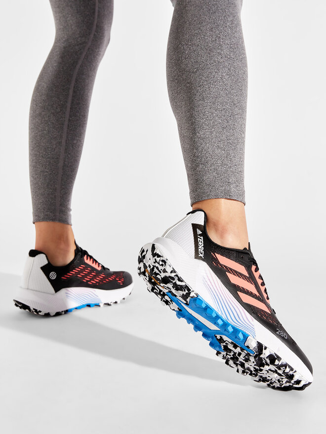 adidas Взуття для бігу adidas Terrex Agravic Flow 2 W H03190 Чорний
