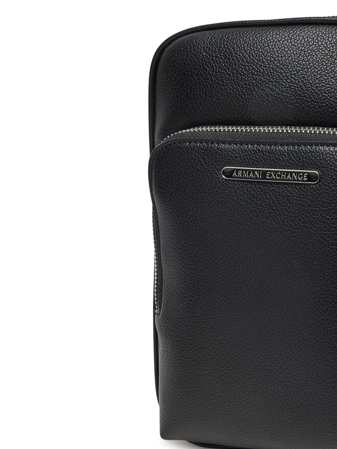 Armani Exchange Плоска сумка Armani Exchange XM000843 AF12134 UC001 Чорний