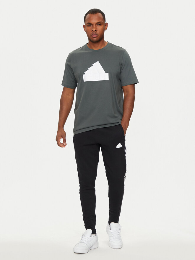 adidas adidas Marškinėliai Future Icons Badge of Sport IZ1623 Žalia Regular Fit