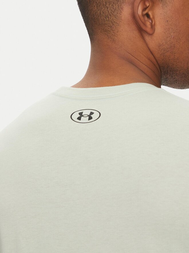 Under Armour Under Armour Футболка Strip Logo 1390203 Écru Relaxed Fit