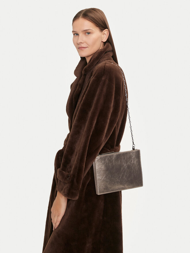 Calvin Klein Handtasche Calvin Klein Ck Night Square Crossbody_Shiny K60K612793 Silberfarben