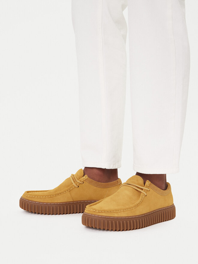 Clarks Туфлі Clarks Torhill Low 26180911 Жовтий