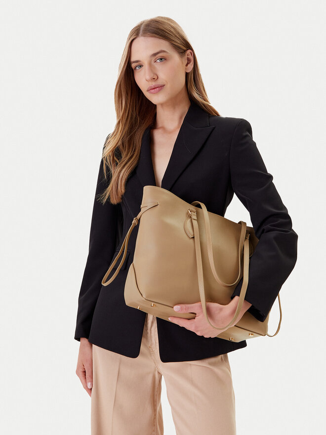 Guess Torbica Guess HWFLNC L5165 Smeđa