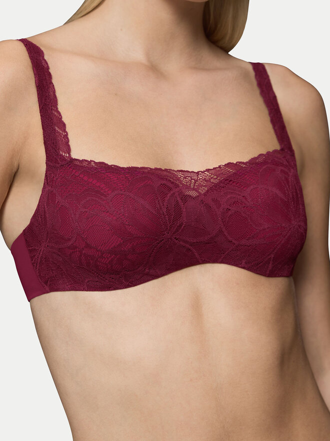 Triumph Triumph Liemenėlė su lankeliais Illusion 10219845 Raudona