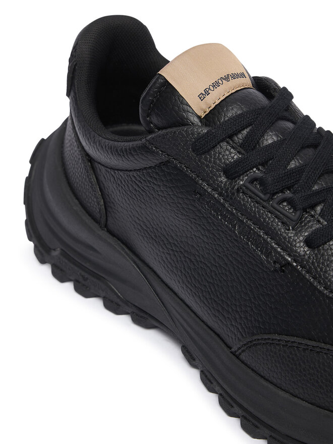 Emporio Armani Sneakers Emporio Armani EM007301 AF29401 Schwarz