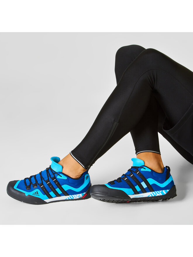 Chaussures de trekking adidas Terrex Swift Solo FX9324 Bleu marine chaussures