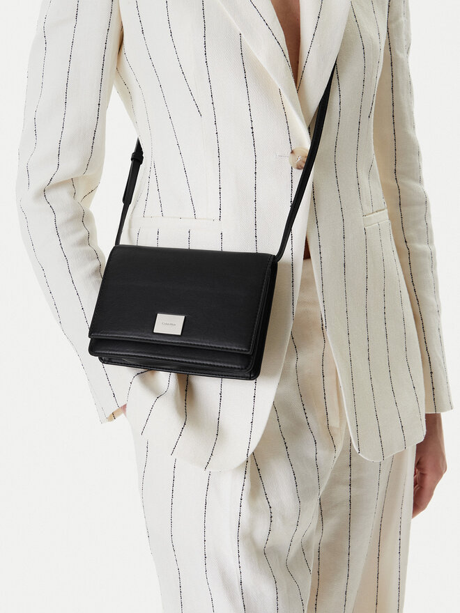 Calvin Klein Τσάντα Calvin Klein Hardware Flap Crossbody K60K612967 Μαύρο