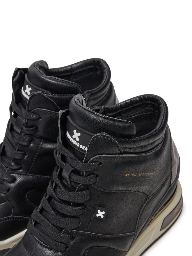 Xti Sneakersy Xti 142951 Černá