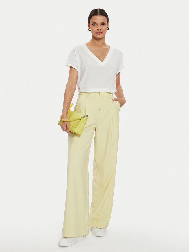 Mustang Mustang Majica Elsberry 1015086 Bela Relaxed Fit