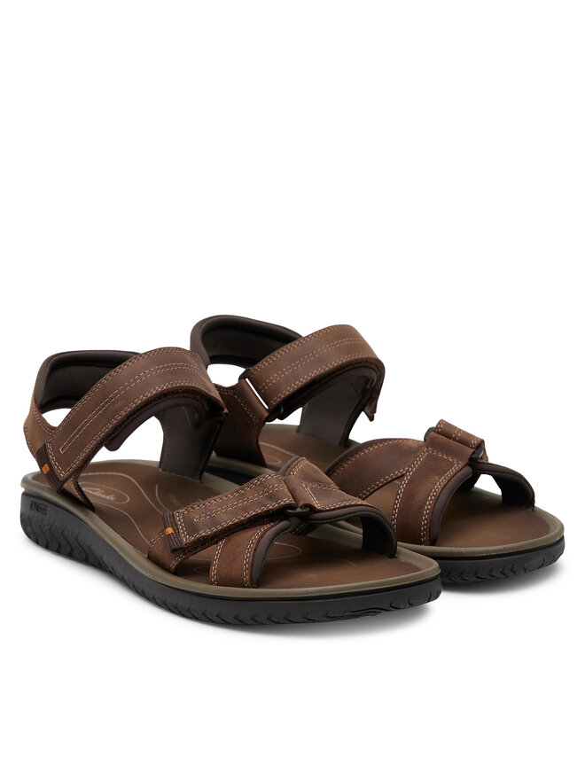 Clarks Sandály Clarks Wesley Shore 26182009 Hnědá