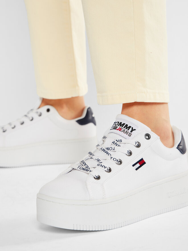 Tommy Jeans Sportcipők Tommy Jeans Iconic Essential Flatform EN0EN01358 Fehér