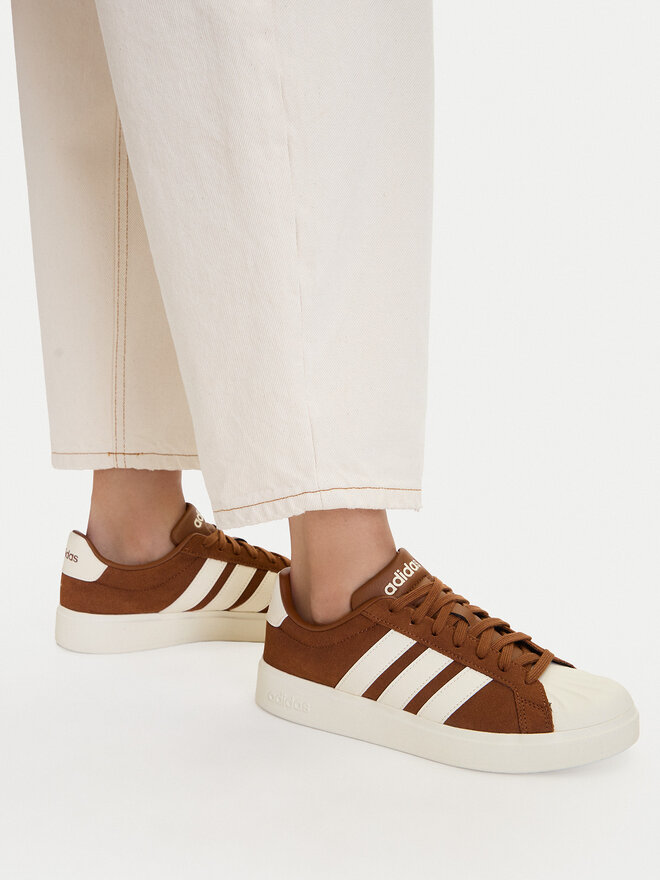 adidas Снікерcи adidas Streetalk KJ4820 Коричневий