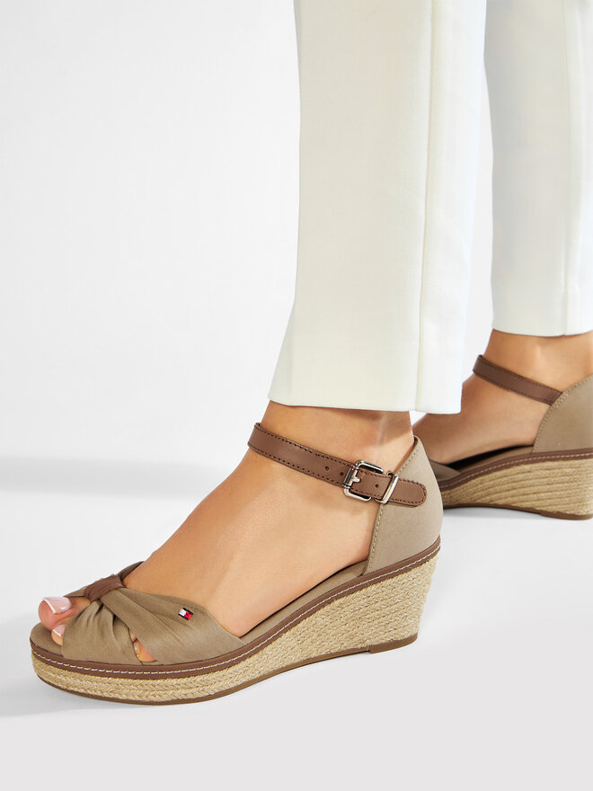 Espadrilles Tommy Hilfiger Iconic Elba Sandal FW0FW00906 Marron chaussures