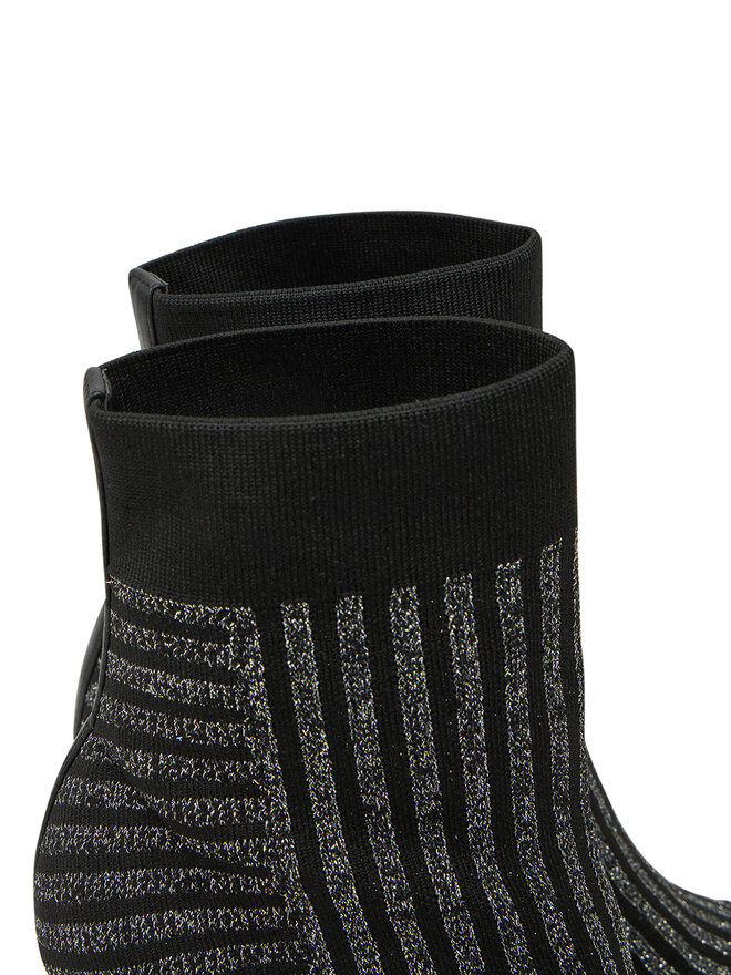 KARL LAGERFELD Polokozačky KARL LAGERFELD KL31343 Černá