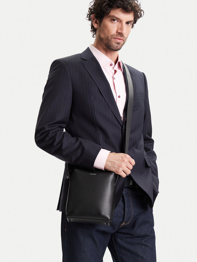 Calvin Klein Плоска сумка Calvin Klein Ck Premium Leather Reporter S K50K512887 Чорний