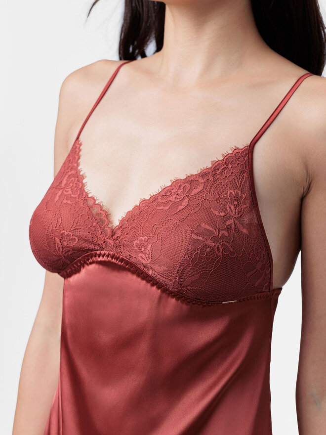Dorina Dorina Нічна сорочка Abelia FXDS0003LA10 Червоний