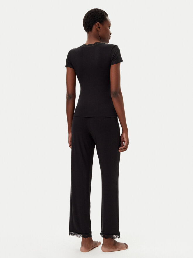 Hunkemöller Hunkemöller Pižama Nanna 301483 Juoda Regular Fit