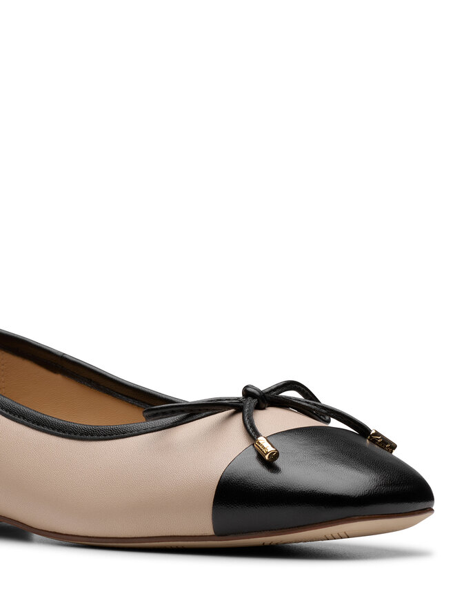 Clarks Балеринки Clarks Ubree15 Poppy 26181329 Бежов