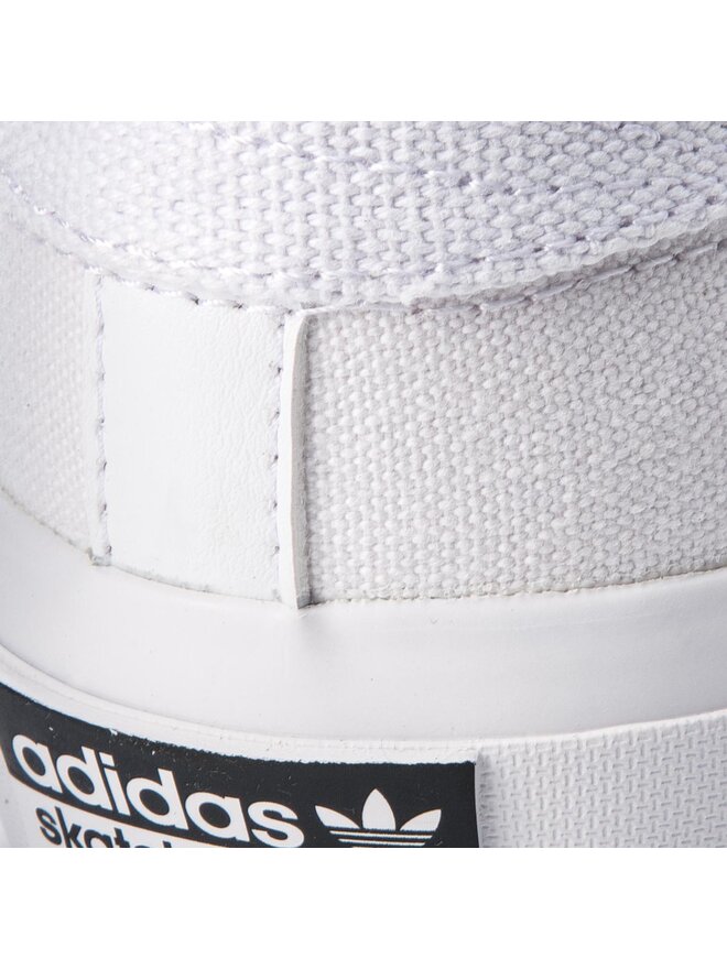 Sneakers aus Stoff adidas Matchcourt F37382 WeiB eschuhe