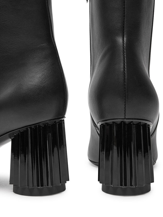 AGL Ботильйони AGL Dorica M Bootie D271500PCKB1411013 Чорний