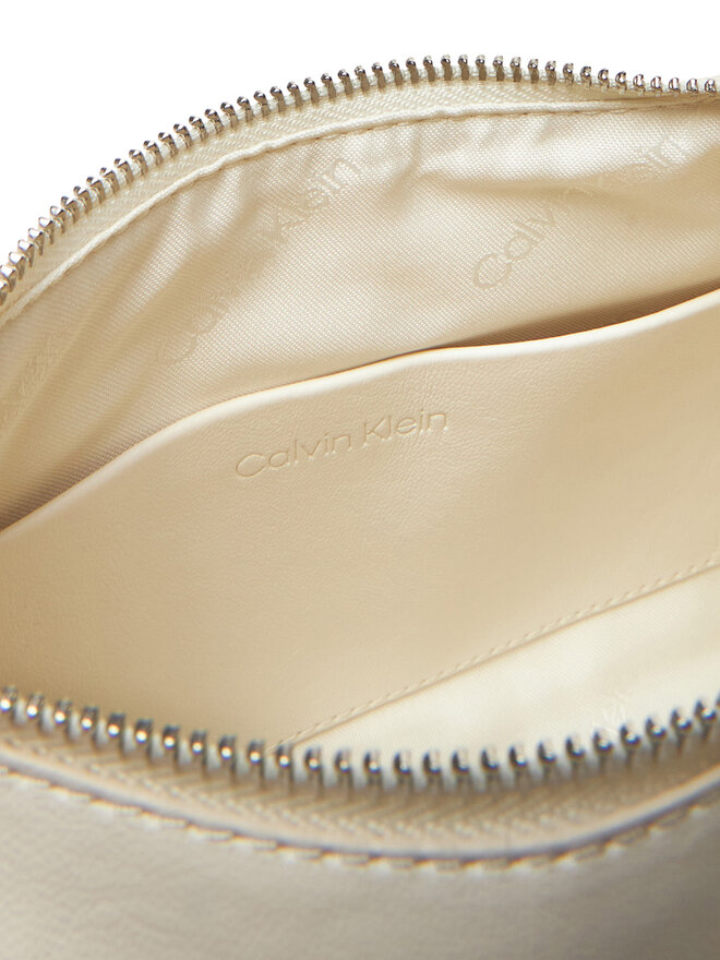 Calvin Klein Handtasche Calvin Klein Hardware Strap Medium Crossbody K60K613028 Weiß