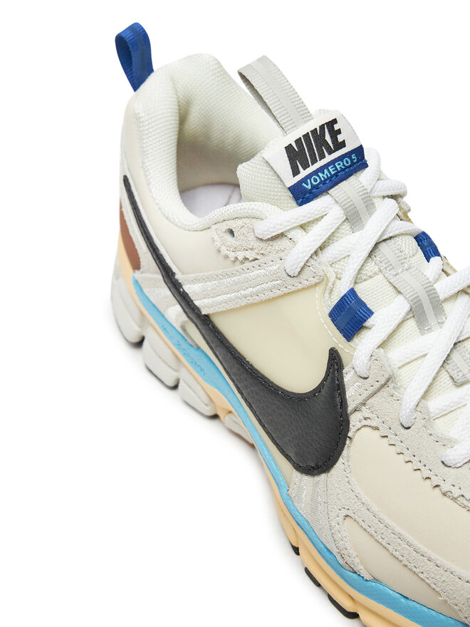 Nike Sneakersy Nike Zoom Vomero 5 Prm HF4524 111 Beżowy