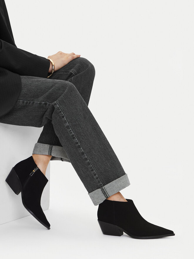 GINO ROSSI Botki Gino Rossi EO-VITA-1772 Czarny