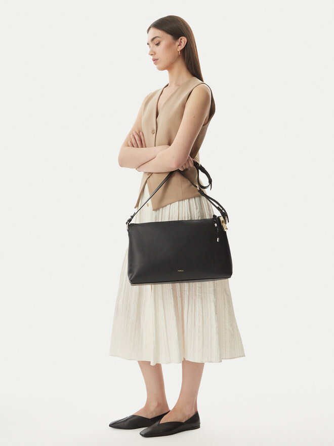 Furla Handtasche Furla Debby M WB02006 BX3353 CN O6000 Schwarz