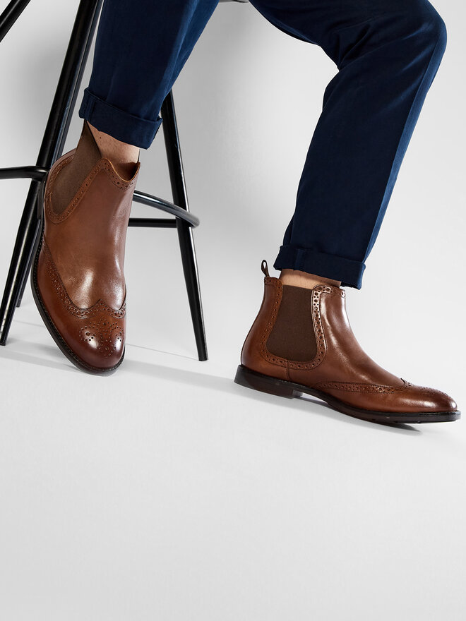Clarks Klassische Stiefeletten Clarks Ronnie Top 261449277 Braun