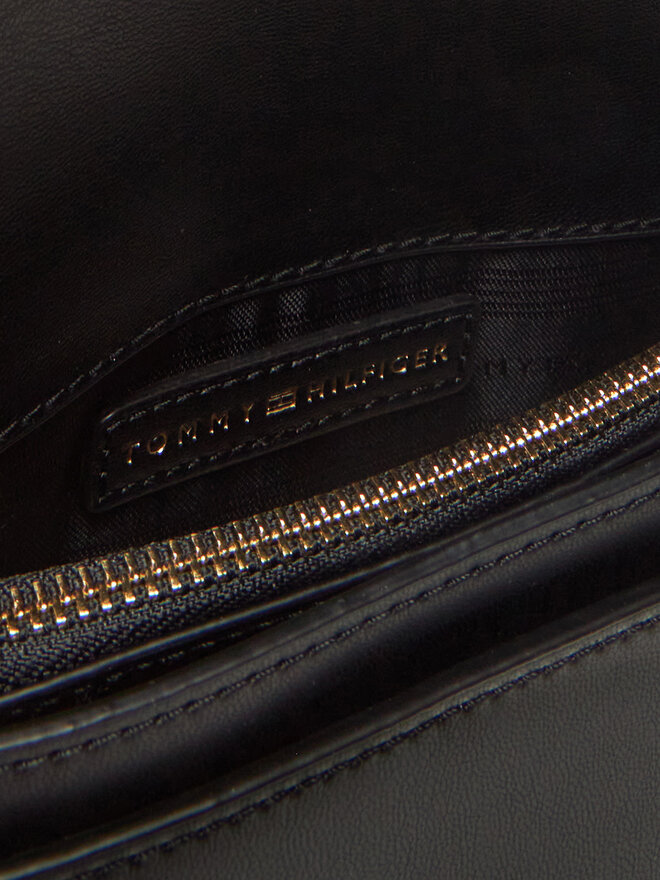 Tommy Hilfiger Kabelka Tommy Hilfiger Heritage Saddle Bag AW0AW17164 Černá