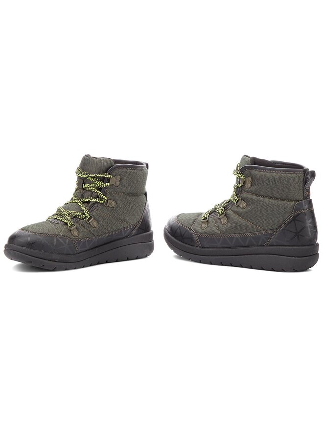 Clarks cabrini cove store